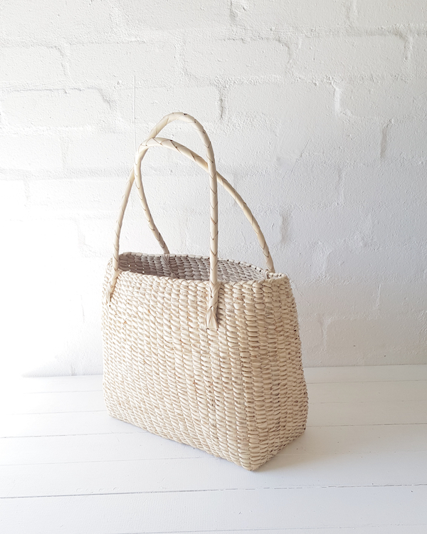 Shopper Handle Basket  - <p style='text-align: center;'><b>HOT NEW ITEM</b><br>
R 100</p>